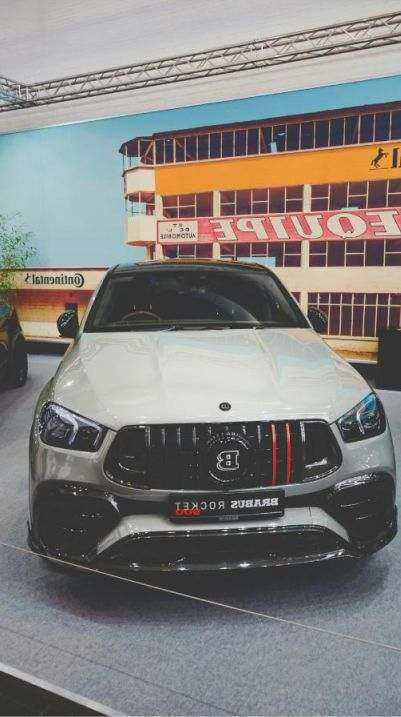 Completed vehicle